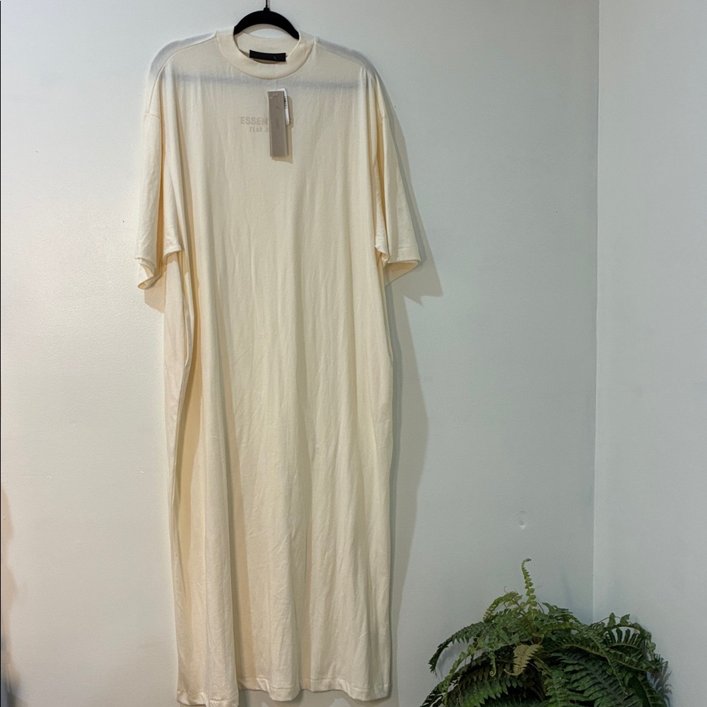 Essentials Womens Short Sleeve Maxi Dress in Cream with pockets - Picture 8 of 12